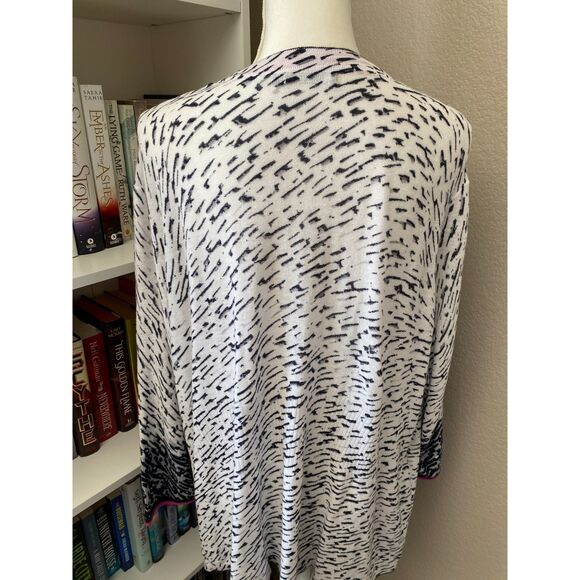 NIC+ZOE Pick Up Black/White Animal Print Buttoned Sweater Cardigan Size 2X - Picture 9 of 12